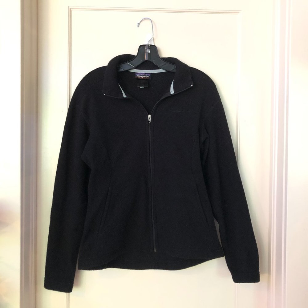 Black Patagonia Synchilla Fleece Jacket